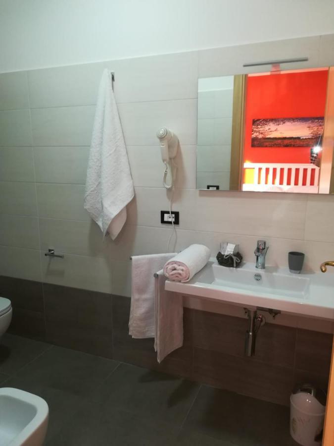 B&B Borgo Lando Barcellona Pozzo di Gotto Esterno foto